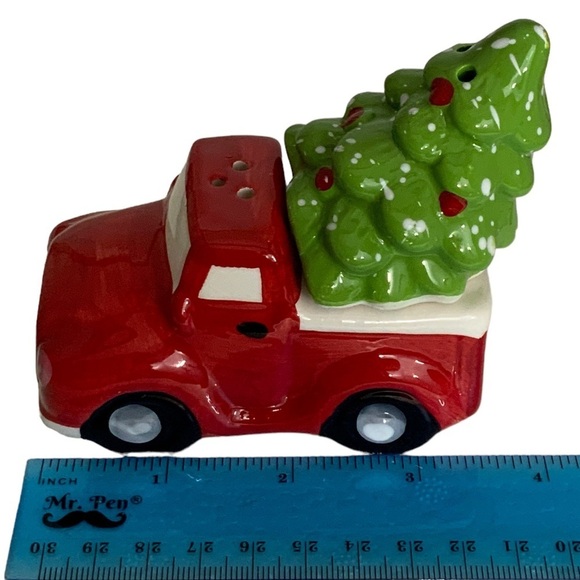 Christmas Salt Pepper Shakers Vintage Farm Truck and Tree Hand Painted Ceramic - Picture 3 of 13